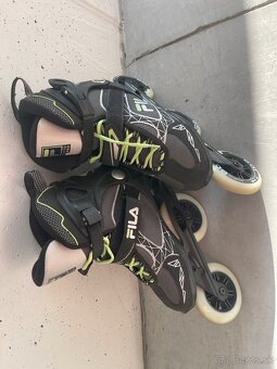 Predám dámske kolieskové korčule FILA veľ.39 - 5