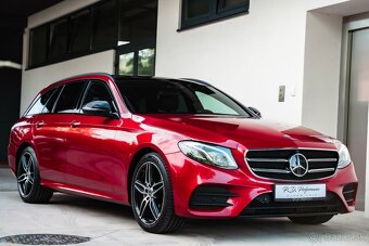 Mercedes-Benz E 220d AMG Line Night Paket Drive Assist + - 5