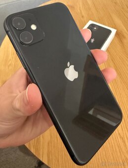 iPhone 11 - Čierny / 64 GB - 5
