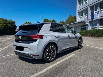 VOLKSWAGEN ID 3, 150 kW/204 PS, BATÉRIA 62 kWh-PEKNÝ VZHĽAD - 5