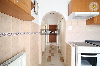 HALO reality - Predaj, trojizbový byt Podhájska, dva samosta - 5