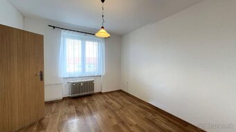 Prenájom 2 izbový byt Trnava, ul. Ľ. Podjavorinskej - 5