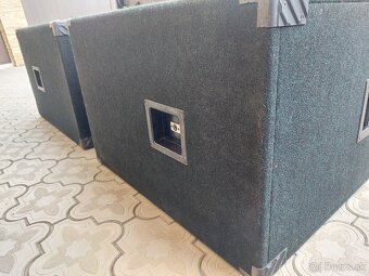 Predám 2ks pasívny subwoofer so zosilňovačom a kabelážou - 5
