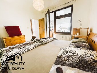 Výnimočný 3-izbový byt s veľkou presklenou terasou v srdci P - 5