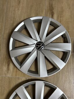 Puklice na VW Passat R16 - 5