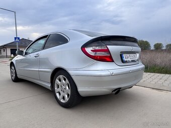 Mercedes- Benz C 180 Kompressor (203.746) - 5
