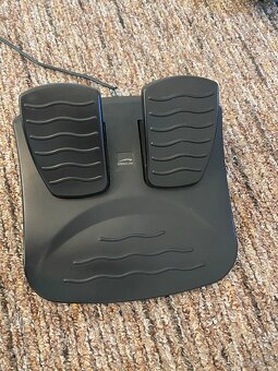 Ps3 slim s volantom , move ovládačmi - 5