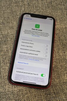 iPhone 11 64GB (plne funkčný) Product Red - 5