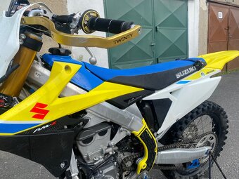 • SUZUKI RMZ 450 • - 5