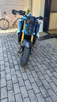 Suzuki gsxs 1000 - 5