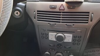 Predám Opel Astra H 1,9TD, 110kw - 5