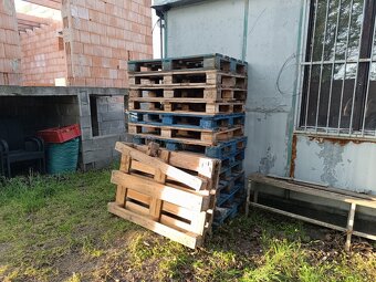 Pozemok pre viac rodinných domov alebo jeden so záhradou - 5