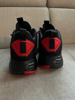 Pánske tenisky Adidas Ownthegame 2.0, čierne, veľkosť 45 - 5