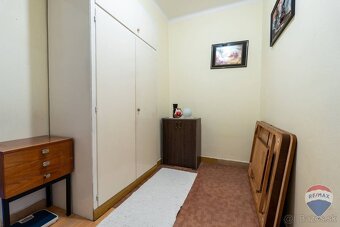 Na predaj veľký 2-izbový byt v prémiovej lokalite Trenčín - 5