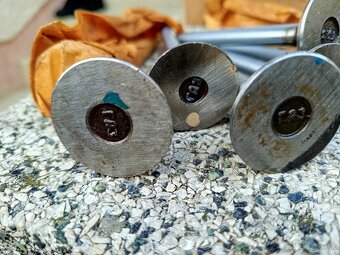 Uaz volga zil gaz - 5