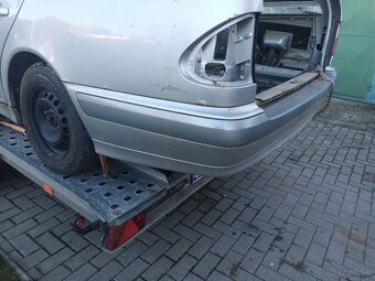 naraznik mercedes E 210 - 5