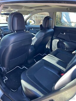 kia Sportage III 2.0 CRDI  4x4 - 5