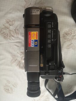 SONY HANDYCAM CCD-TRV46 HI-8 - 5