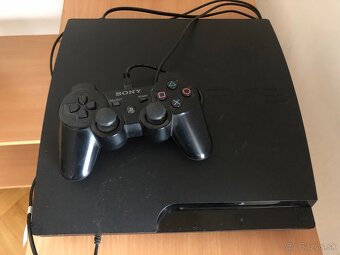 Play Station 3 - 5