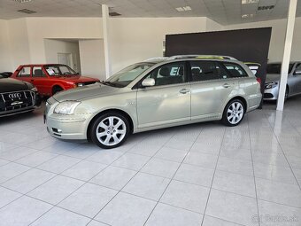 Toyota Avensis Combi - 5