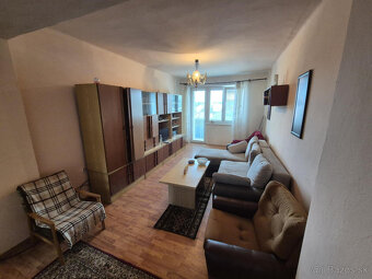 EXKLUZÍVNE IBA U NÁS Na predaj tehlový 3 izbový byt 70 - 5