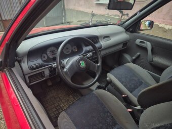 Predám škodu feliciu 1.3i 137000km - 5
