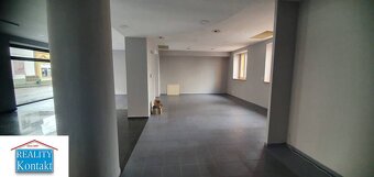 VOĽNÉ obchodné priestory na prenájom - Nové  Zámky 119 m2 - 5