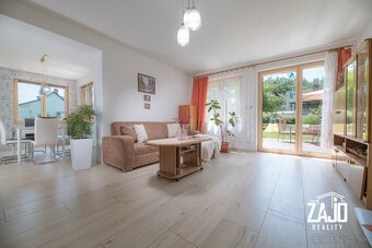 RD s pozemkom 2 533 m² a výhľadom na Vršatec   Ilava - 5