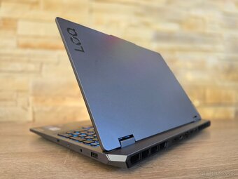 Lenovo LOQ i5 12th/ Arc A530M/ 16GB DDR5/ 1TB SSD - 5