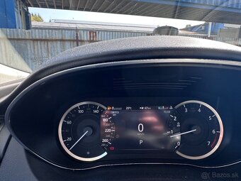 JAGUÁR E-Pace 2,0l4 MHEV AWD - 5