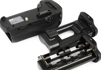 Grip Meike pre NIKON D800 - 5