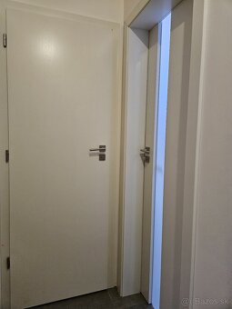 Vysoké interiérové dvere so zárubňami - 5