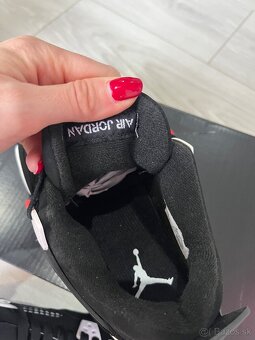 Jordan 4 - 5