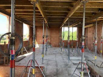 Železné stojky, Salovacie vencov - Svorky , šuptyce s matky - 5