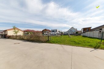 HALO reality - Predaj, pozemok pre rodinný dom 556 m2 Stupav - 5