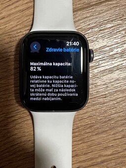 Apple Watch SE 44mm - 5