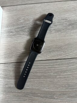 Apple Watch SE 44mm, 1.gen - 5