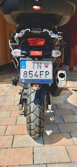 Suzuki V-strom DL 650 XT - 5