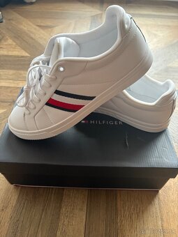 Pánske topánky TOMMY HILFIGER. Veľkosť 43 - 5