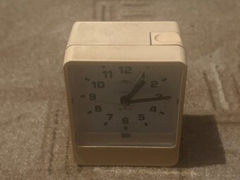 Predám viac druhov hodín - 5