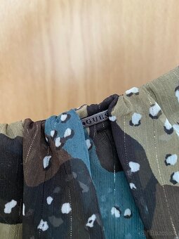 Damske maskacove saty guess - 5