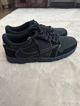 Jordan 1 low travis scott - 5