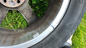 Predám kolesá 225/45 R17na hliníkových diskoch - 5