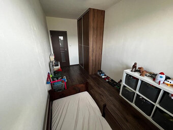 -NAJLACNEJŠÍ- 3i BYT PO REKONŠTRUKCII, BALKÓN, BREZNO MPČĽ - 5