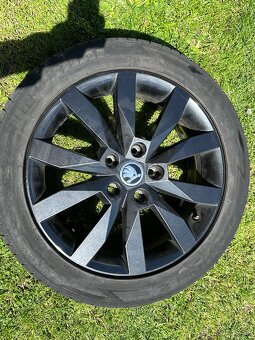 Predám hlinikové disky Skoda Crystal 17" 4x čierne - 5
