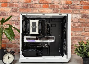 i7 13700K\32GB\RTX 4070Ti\SSD\1000W Zdroj - 5