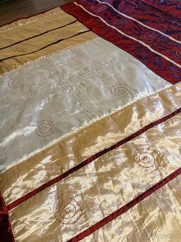 Luxusný obojstranný prehoz na posteľ – 240 × 210 cm - 5