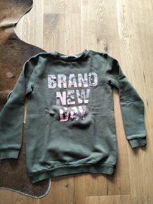 Mikiny veľ. 134-140 - 5