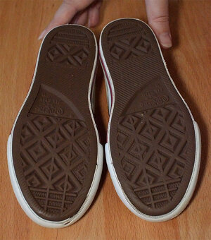 Platene tenisky Converse, vel. 28-29 za 2,50€ - 5