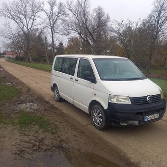 Predám VW T5 8 miest 1,9 tdi 77kw - 5